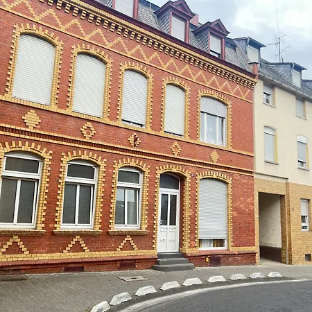 Apartmán Sleeps 3 With Parking And Garden